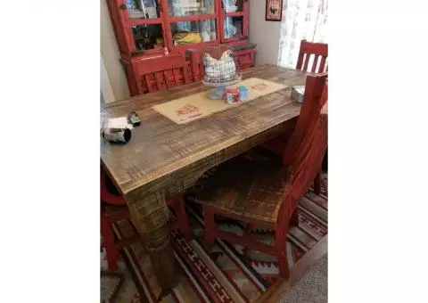 Dining room set with matching hutch